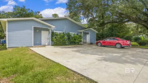 603 Cedar St, Foley, AL 36535