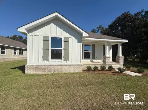 2018 W Union Ave, Loxley, AL 36551