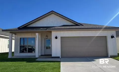 22576 Hamilton St, Robertsdale, AL 36567