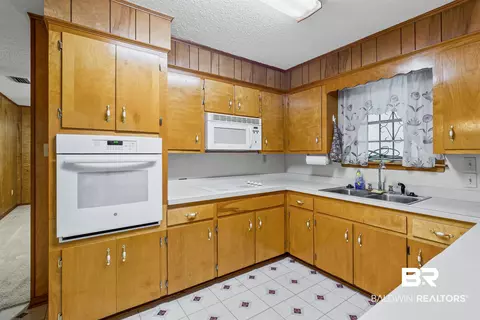 2216 Clearwater St, Mobile, AL 36609 photo 10