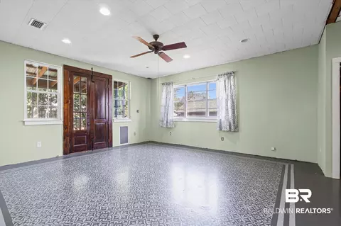 24 Mcphillips Ave, Mobile, AL 36604 photo 8