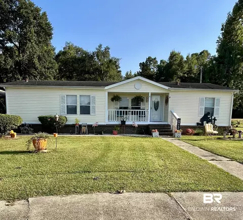 15418 Pine Grove Rd, Bay Minette, AL 36507