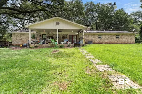 Exterior - 8100 Danielle Dr, Mobile, AL 36695 photo 2 of 5