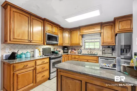 Kitchen - 8100 Danielle Dr, Mobile, AL 36695 photo 1 of 2