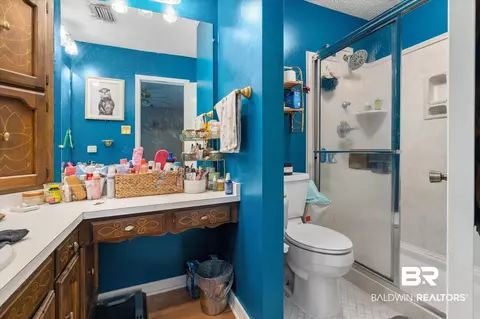Bath - 8100 Danielle Dr, Mobile, AL 36695 photo 1 of 2