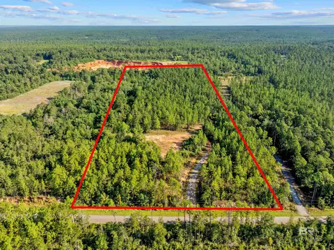 11865 Red Hill Rd Ext, Bay Minette, AL 36507