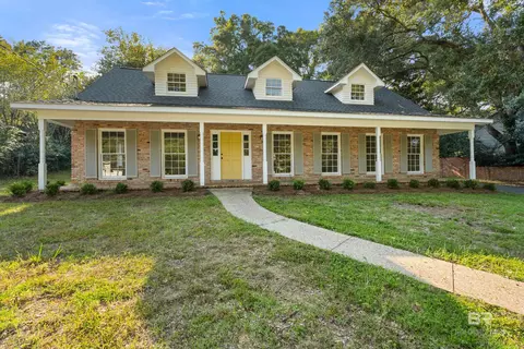728 Spring Station Rd, Mobile, AL 36609