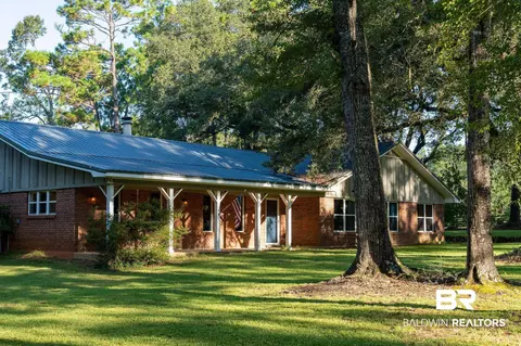 45533 Chalet Dr, Bay Minette, AL 36507