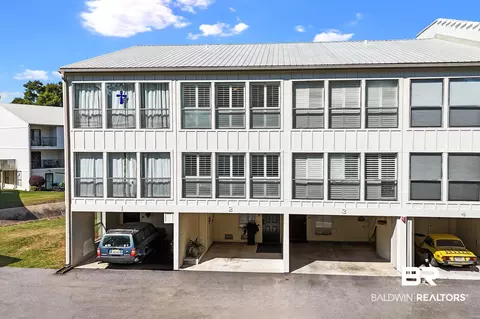 710 S Mobile St #2, Fairhope, AL 36532