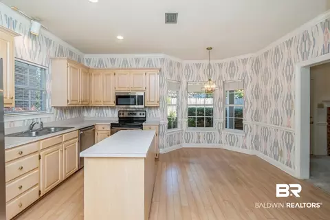 105 Mchugh Ln, Mobile, AL 36608 photo 13