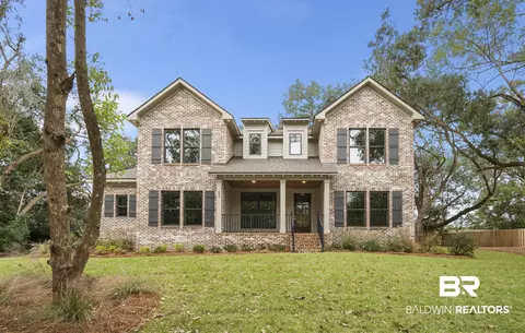833 Summer Lake St, Fairhope, AL 36532