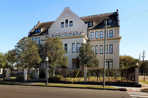 753 Saint Francis St #3003B, Mobile, AL 36602