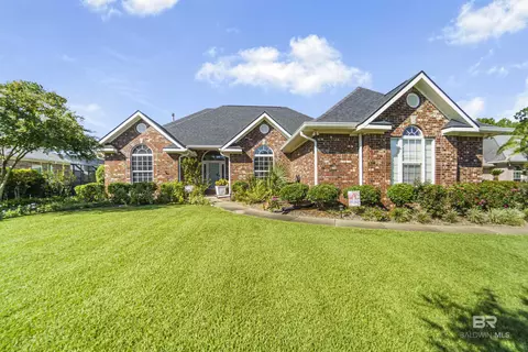 9505 Lakeview Dr, Foley, AL 36535