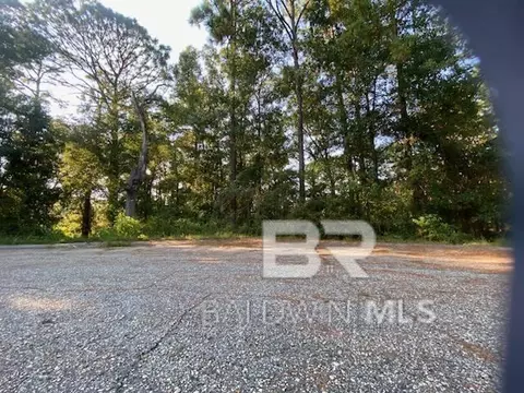 102 S Windgate Cir, Daphne, AL 36526