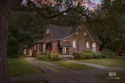 123 Williams Ct, Mobile, AL 36606