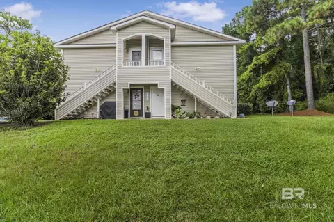 110 5th St #A203, Daphne, AL 36526