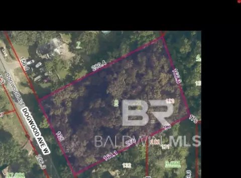 905 Dogwood Ct, Daphne, AL 36526