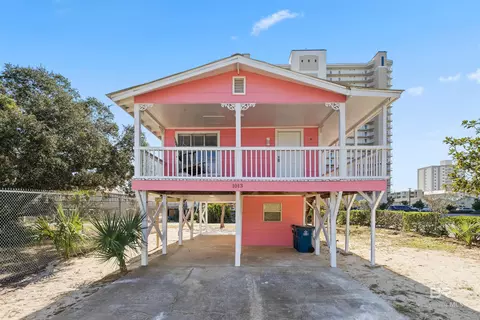1013 W Lagoon Ave, Gulf Shores, AL 36542