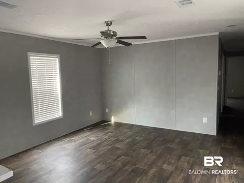 9202 Bay Pines Rd, Elberta, AL 36530 photo 4