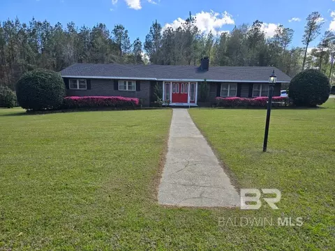 675 Highland Ave, Flomaton, AL 36441