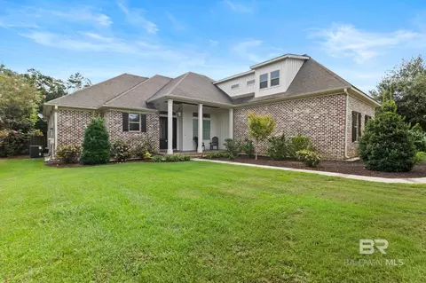 806 Eli St, Fairhope, AL 36532