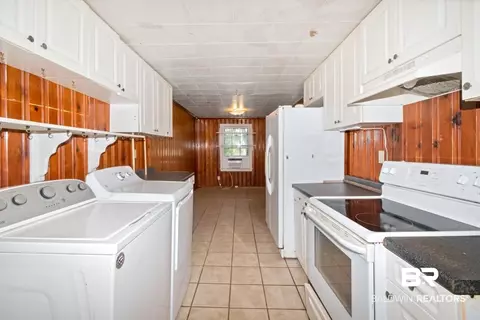 300 Pineview Ln, Mobile, AL 36608 photo 18