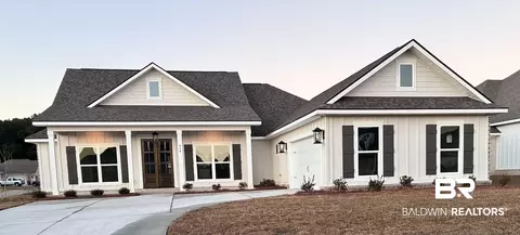 424 Bloomsbury Ave, Fairhope, AL 36532