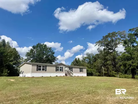 25 Rockwood Dr, Brewton, AL 36426