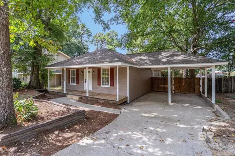 125 Eagle Dr, Daphne, AL 36526