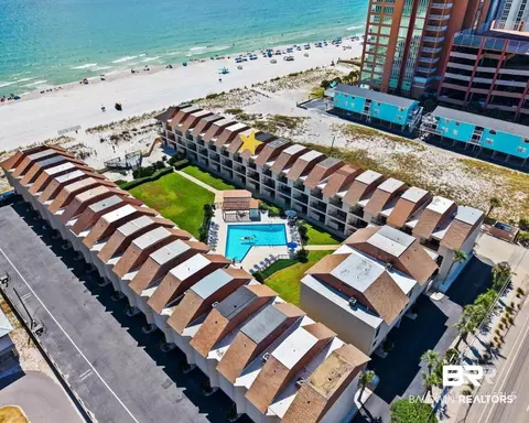 723 W Beach Blvd #8, Gulf Shores, AL 36542