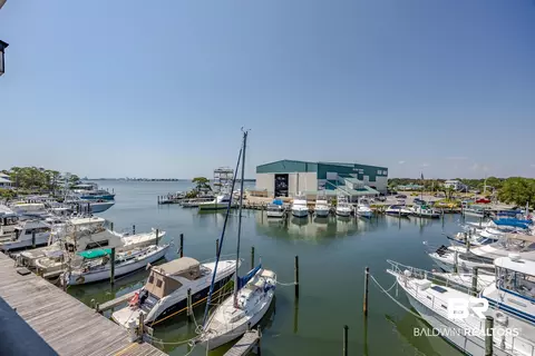 14100 River Rd #327B, Pensacola, FL 32507