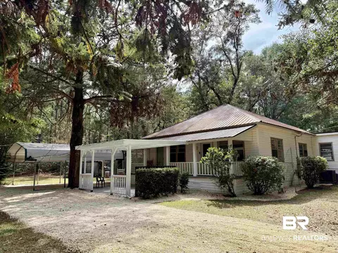 826 Westside Rd, Castleberry, AL 36432