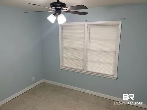 609 E Orange Ave, Foley, AL 36535 photo 5