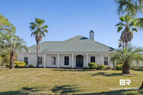 4832 Osprey Dr, Orange Beach, AL 36561