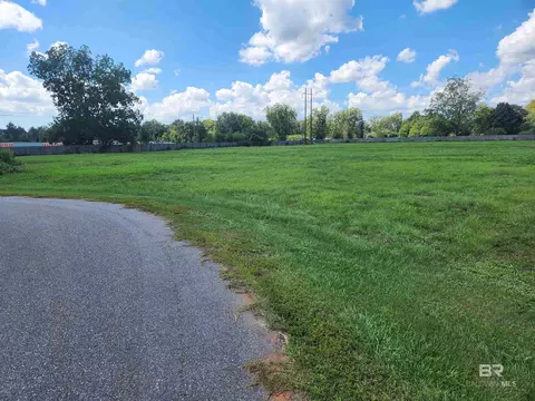13035 Gopher Ct, Elberta, AL 36530