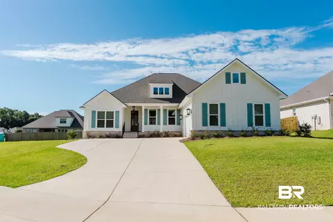 380 Garrison Blvd, Fairhope, AL 36532