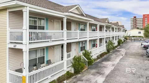 1117 W Lagoon Ave #11, Gulf Shores, AL 36542
