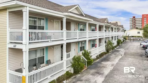 1117 W Lagoon Ave #11, Gulf Shores, AL 36542