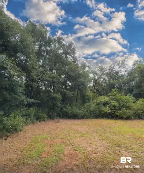 17671 Williams Ln, Summerdale, AL 36580