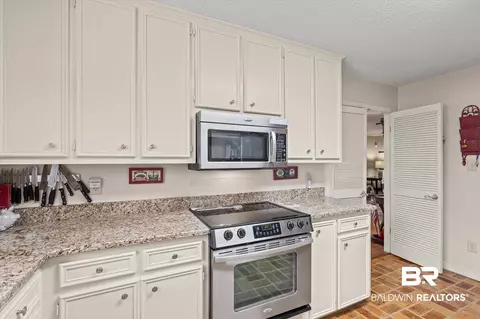 7056 Stonebridge Ct, Mobile, AL 36608 photo 13