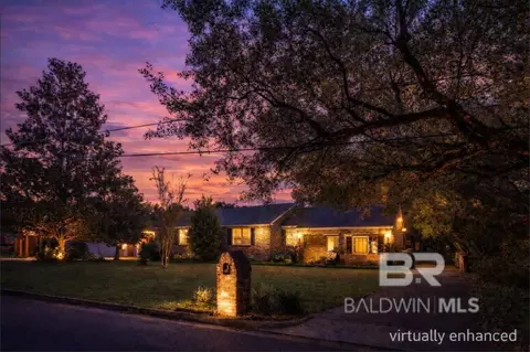 6421 Angela Ct, Mobile, AL 36695