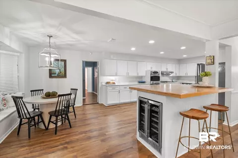 254 Woodlands Ave, Mobile, AL 36607 photo 8