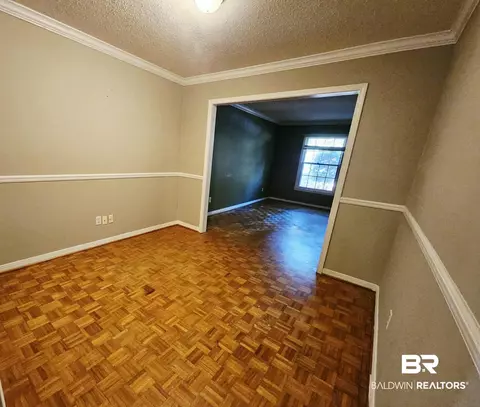 324 Vanderbilt Dr, Mobile, AL 36608 photo 7