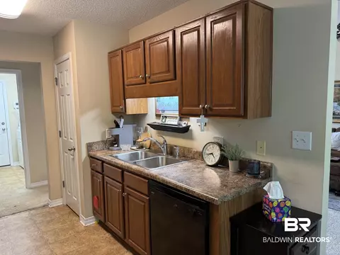 2245 E Spring Grv, Mobile, AL 36695 photo 4