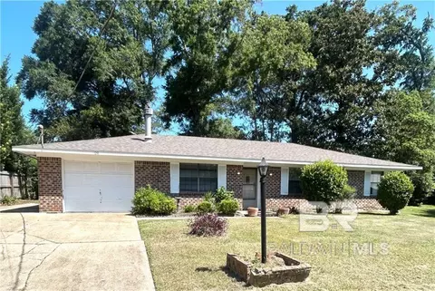 29 Paddock Dr, Fairhope, AL 36532