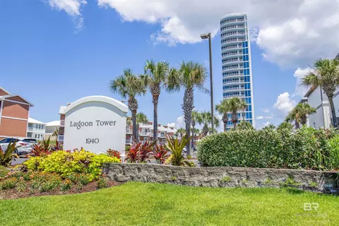 1940 W Beach Blvd #302, Gulf Shores, AL 36542