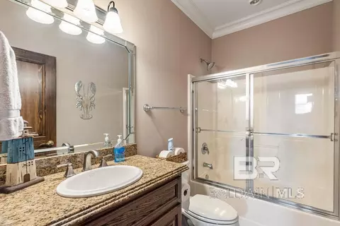 Bath - 6490 E Quarry Dr, Elberta, AL 36530 photo 1 of 6