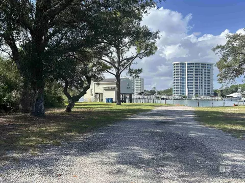 28289 Burkart Dr, Orange Beach, AL 36561