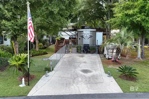271 Defuniak Cir, Lillian, AL 36549