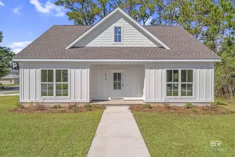 674 Oleander St, Gulf Shores, AL 36542